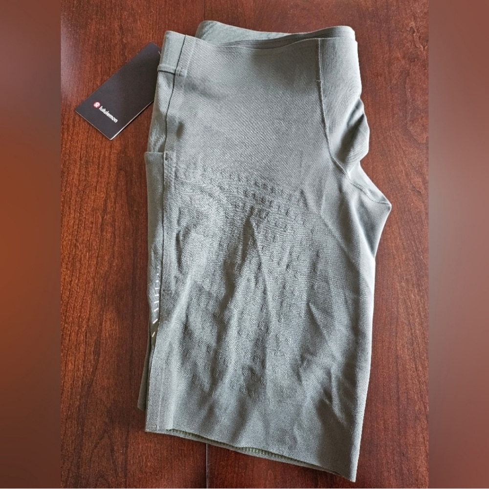 Lululemon SenseKnit Running Short 10"